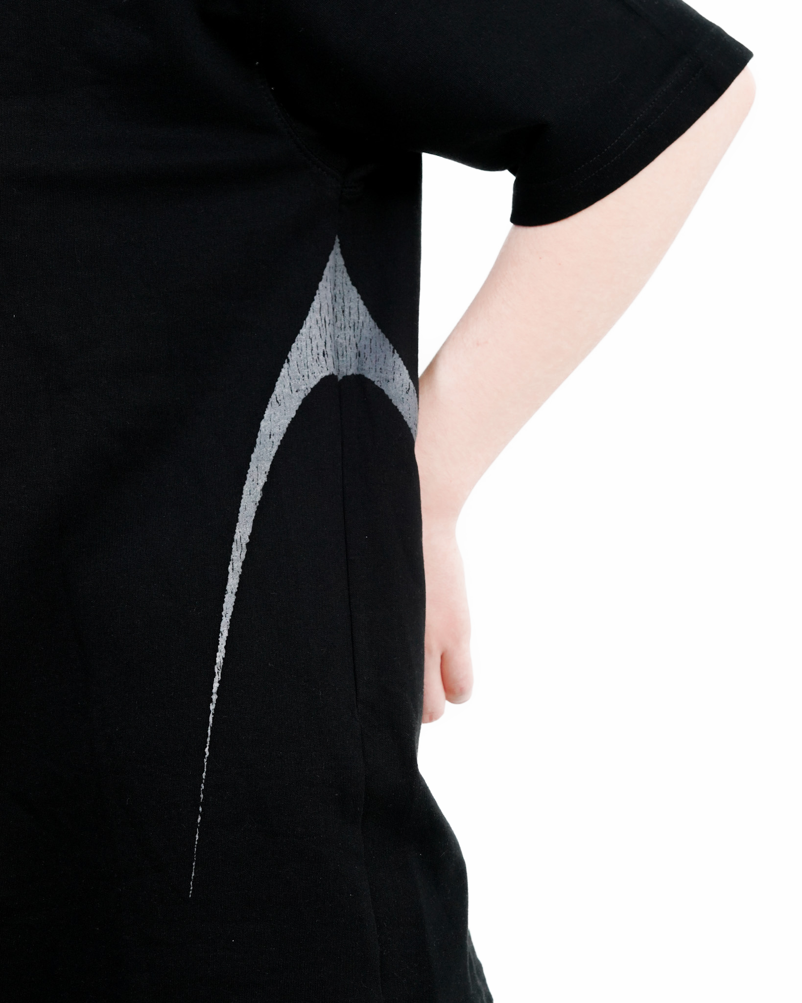 Reverive - Oversized Fit Tee